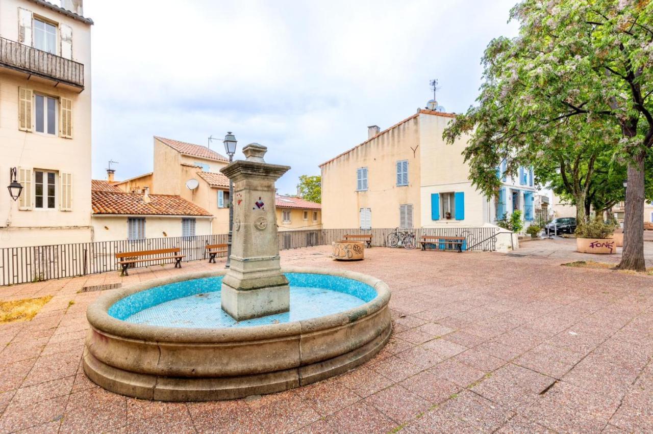Coquet Appartement Typique Du Panier Marselha Exterior foto